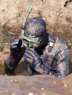 Huntmaster Burnum Huntsman 5mm Wetsuit 18 Huntmaster Burnum Huntsman 5mm Wetsuit -Free Dive Gears Sales Huntmaster Burnum Huntsman 5mm Wetsuit Camo Series Lifestyle Blaze