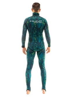 Huntmaster Hooded Spearfishing Rashguard 2-Piece Camo Suit Unisex 33 Huntmaster Hooded Spearfishing Rashguard 2-Piece Camo Suit Unisex -Free Dive Gears Sales Huntmaster Hooded Spearfishing Rashguard 2 Piece Suit with Chest Pad Camo Unisex Green Back